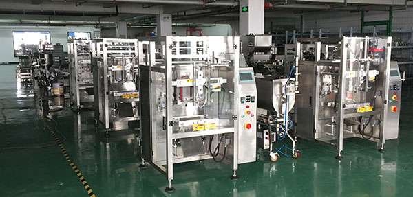 星格火鍋底料包裝機從技術著手,占領國內市場(圖1) 星格火鍋底料包裝機從技術著手,占領國內市場(圖1)