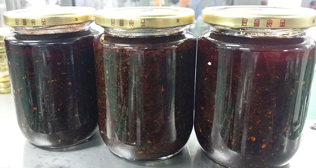 自動(dòng)灌裝抽真空生產(chǎn)線將醬料行業(yè)進(jìn)行到底！(圖2)