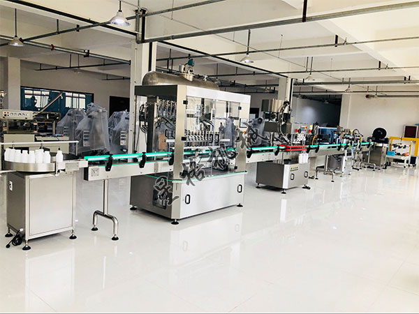 十二頭直流式液體灌裝機(圖1)