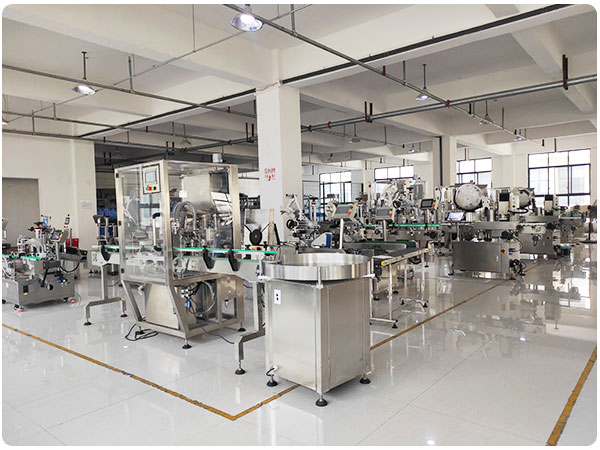 小型辣椒醬自動灌裝機(jī)生產(chǎn)線多少錢一臺(圖1)