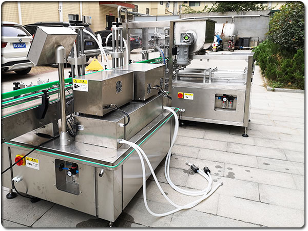 濃稠醬料灌裝機(jī)生產(chǎn)線保養(yǎng)程序(圖3) 濃稠醬料灌裝機(jī)生產(chǎn)線保養(yǎng)程序(圖3)