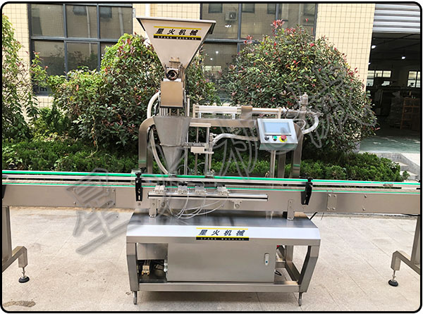 醬菜灌裝生產(chǎn)線全套設(shè)備多少錢(圖1) 醬菜灌裝生產(chǎn)線全套設(shè)備多少錢(圖1)