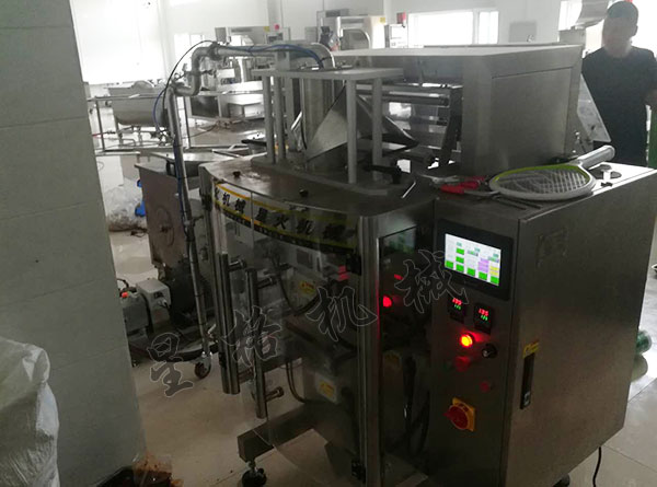 預制菜醬料包裝機設備在餐飲行業的作用(圖1) 預制菜醬料包裝機設備在餐飲行業的作用(圖1)