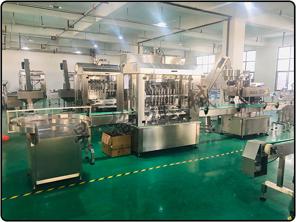 香椿醬自動(dòng)灌裝機(jī)生產(chǎn)線該怎么選(圖1)