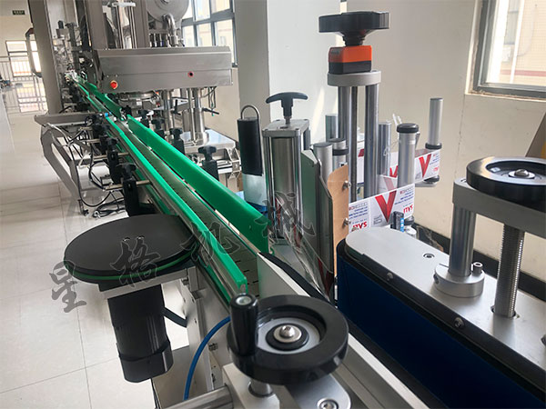 剁椒醬料灌裝生產(chǎn)線灌裝量失衡怎么辦(圖2) 剁椒醬料灌裝生產(chǎn)線灌裝量失衡怎么辦(圖2)