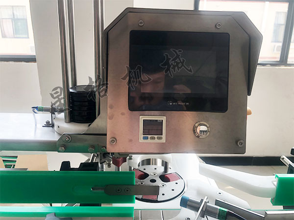 剁椒醬料灌裝生產(chǎn)線灌裝量失衡怎么辦(圖3) 剁椒醬料灌裝生產(chǎn)線灌裝量失衡怎么辦(圖3)