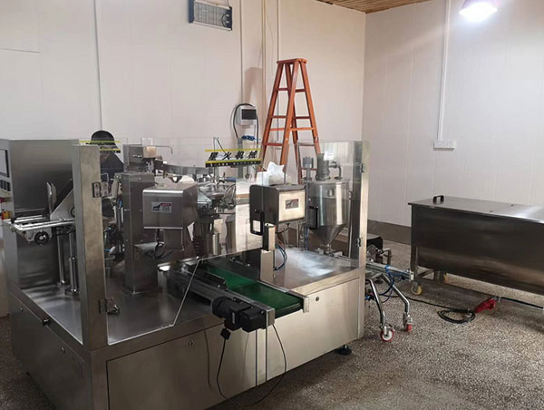 購買酸菜魚湯醬料包裝機認準星格機械(圖1) 購買酸菜魚湯醬料包裝機認準星格機械(圖1)