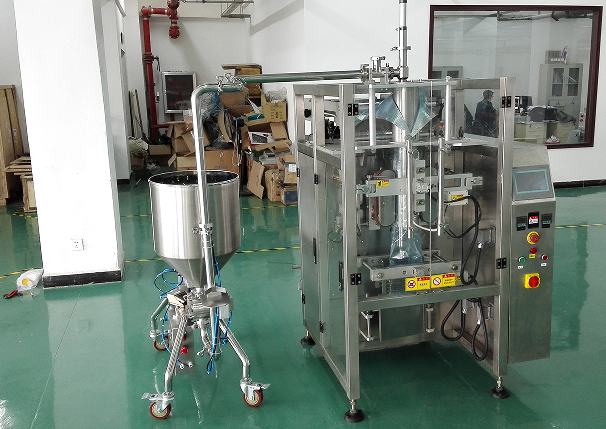 全自動番茄醬包裝機械對企業起著重大的作用(圖1)